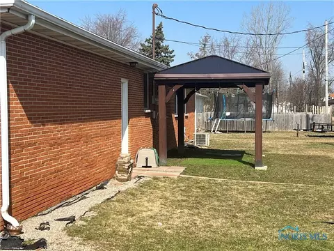 331 Klingler Rd, Paulding, OH 45879 photo 2