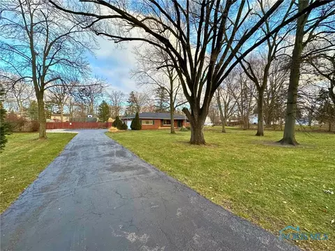 3810 N Mccord Rd, Toledo, OH 43617