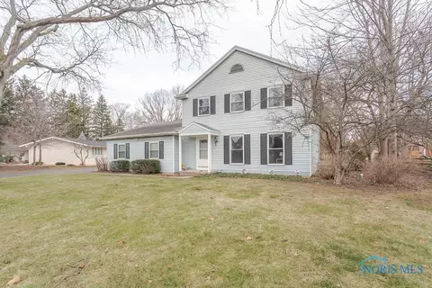 5546 Swan Creek Dr, Toledo, OH 43614