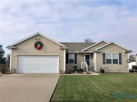 29127 Greystone Dr, Millbury, OH 43447