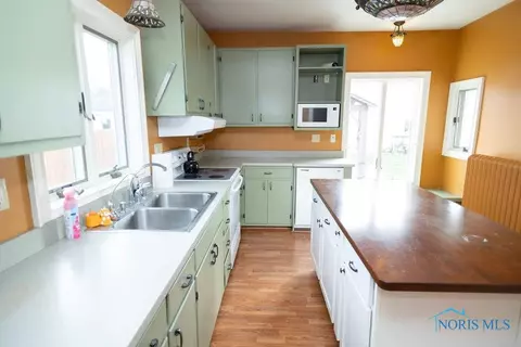 127 E South St, Mccomb, OH 45858 photo 6