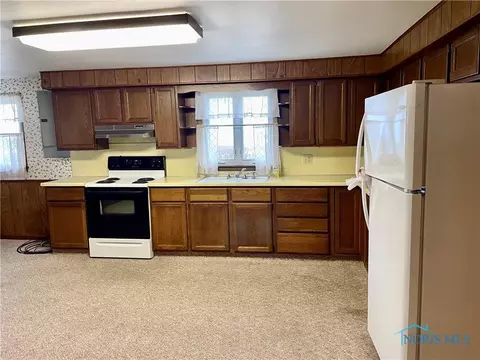 12531 Royer Ave, Paulding, OH 45879 photo 2