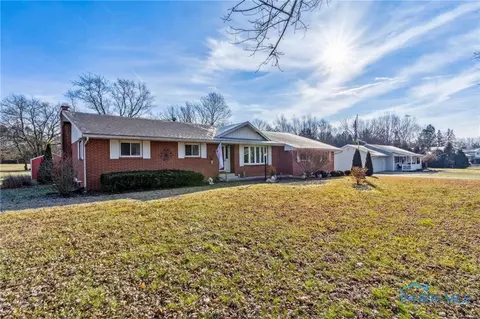 7582 Westwood Rd, Findlay, OH 45840