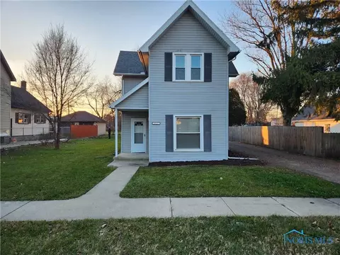 13255 Maple St, Weston, OH 43569