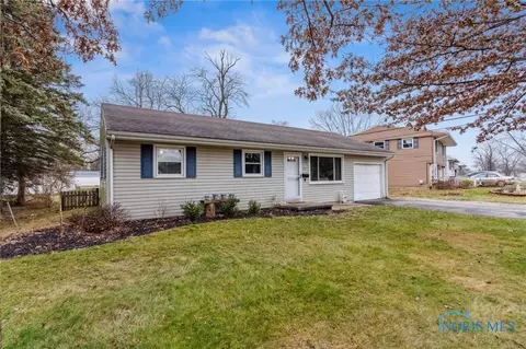 801 Lesa Ave, Findlay, OH 45840