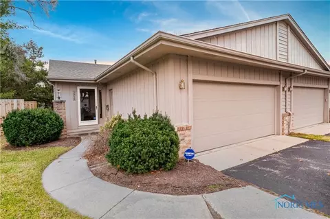 3958 Sylvanwood Dr #3958, Sylvania, OH 43560