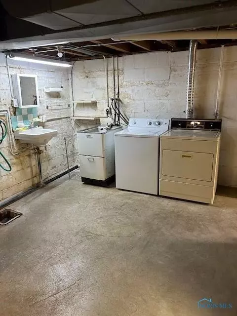 5936 E Heights Dr, Toledo, OH 43613 photo 15