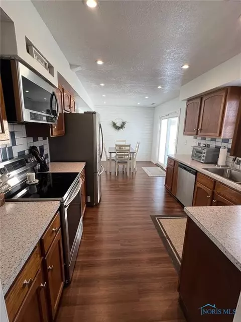 343 Connin St, Bryan, OH 43506 photo 9