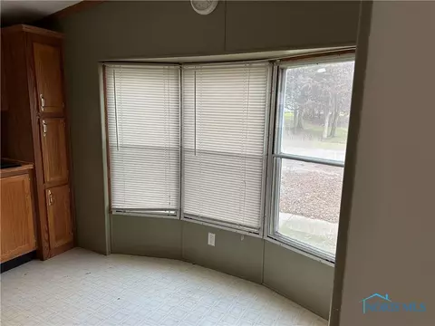 203 E Daggett St, Antwerp, OH 45813 photo 17