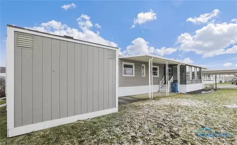 30630 Drouillard Rd, Walbridge, OH 43465 photo 35