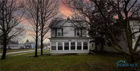 128 W Walnut St, North Baltimore, OH 45872
