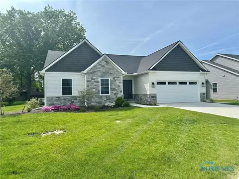 870 Dannick Ln, Gibsonburg, OH 43431