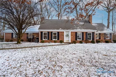 115 Secor Woods Ln, Perrysburg, OH 43551
