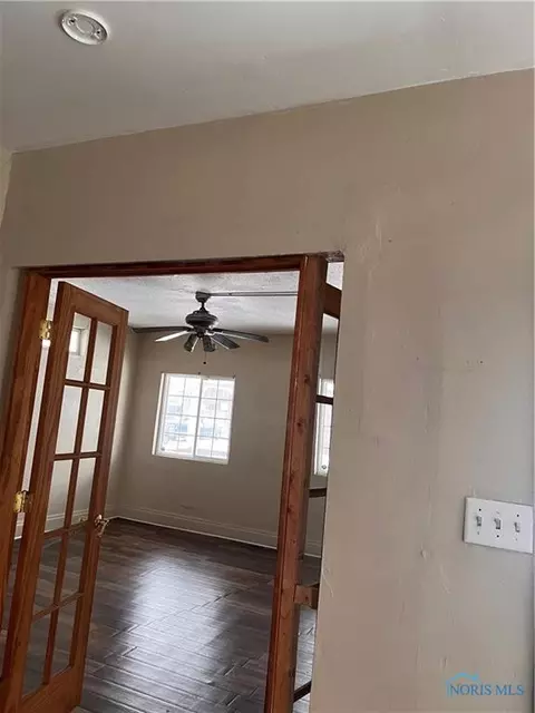 1259 Tecumseh St, Toledo, OH 43607 photo 2