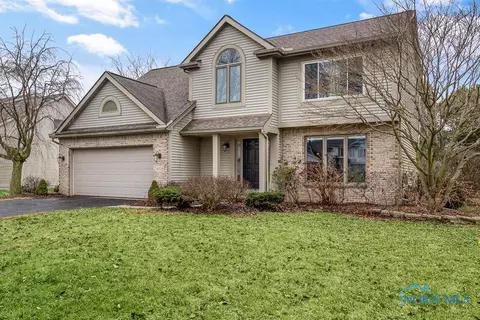 1028 Hunters Run, Perrysburg, OH 43551