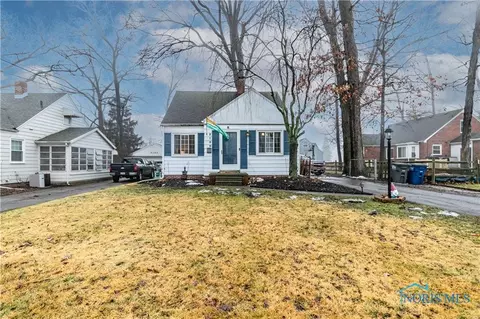 3109 Colby Dr, Toledo, OH 43614