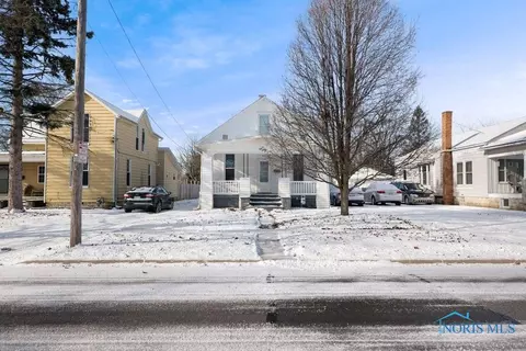 826 Liberty St, Findlay, OH 45840