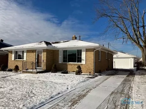 4571 283rd St, Toledo, OH 43611
