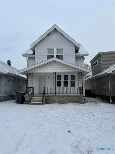 423 Dover Pl, Toledo, OH 43605
