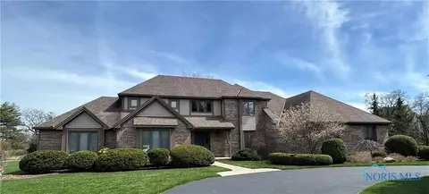 9656 Sheffield Rd, Perrysburg, OH 43551