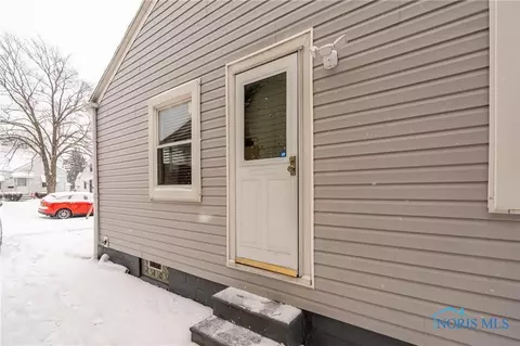 501 Darrow Ave, Toledo, OH 43607 photo 12