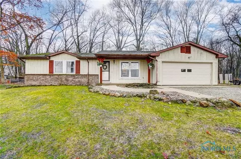 6710 Midway Rd, Whitehouse, OH 43571