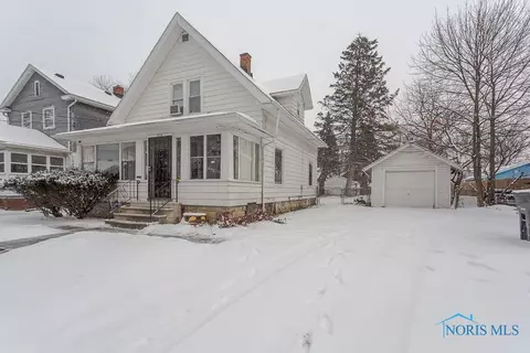 928 Evesham Ave, Toledo, OH 43607 photo 3