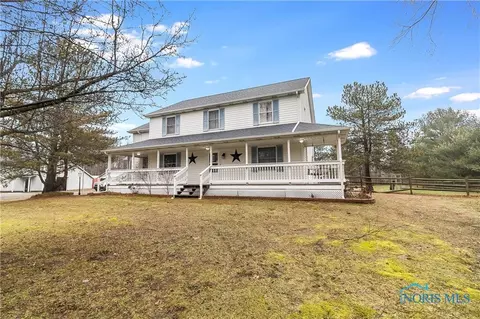 7425 Berridge Rd, Whitehouse, OH 43571