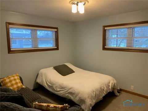 305 N Summit St, Edon, OH 43518 photo 12