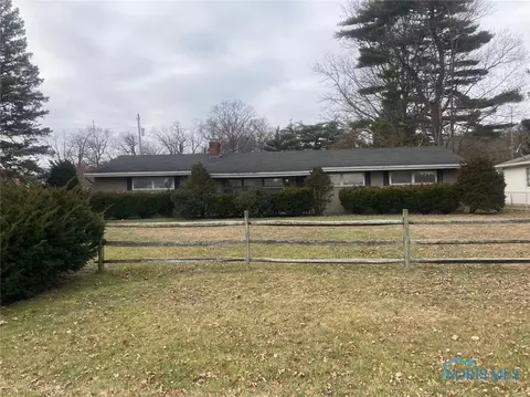 4543 Vogel Dr, Toledo, OH 43613