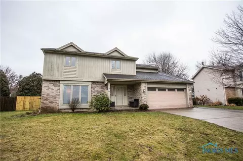 5469 Greenridge Dr, Toledo, OH 43615
