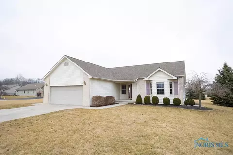 261 Sierra Ct, Findlay, OH 45840