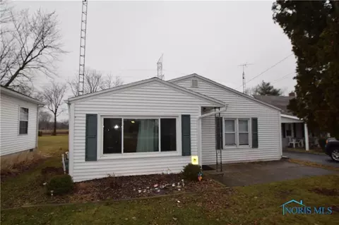 238 Eastwood Ave, Oregon, OH 43616