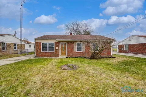 2025 Maryland Pl, Northwood, OH 43619