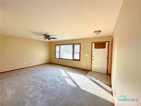 603 S Dorcas St, Holland, OH 43528