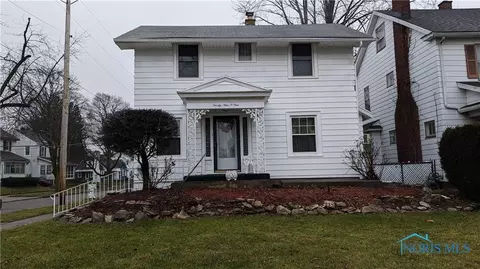 2901 Upton Ave, Toledo, OH 43606