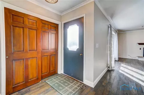 526 Bright Rd, Findlay, OH 45840 photo 3