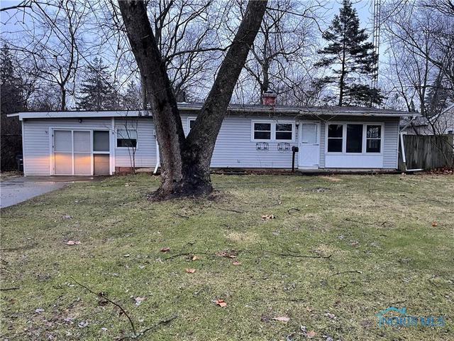 867 Cherry St, Perrysburg, OH 43551
