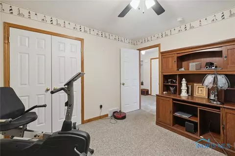 2241 Redbud Ln, Delta, OH 43515 photo 22