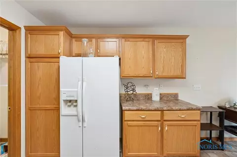 2241 Redbud Ln, Delta, OH 43515 photo 18