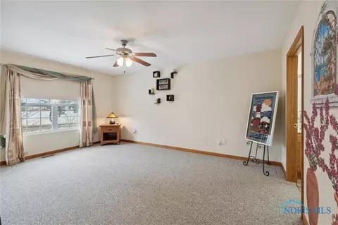 2241 Redbud Ln, Delta, OH 43515 photo 24