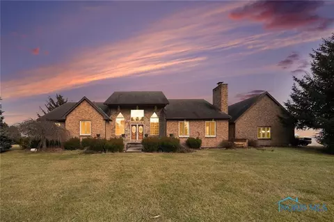 3390 Mccutchenville Rd, Fostoria, OH 44830