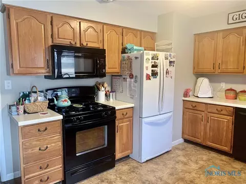 407 John St, Bryan, OH 43506 photo 5