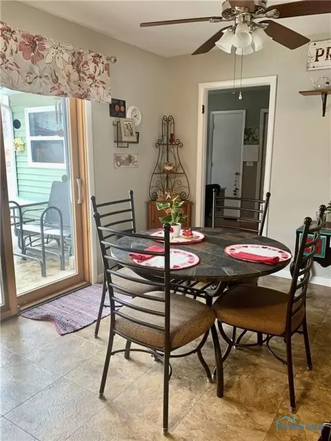 407 John St, Bryan, OH 43506 photo 8