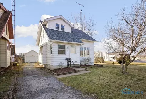 9 W Andrus Rd, Northwood, OH 43619