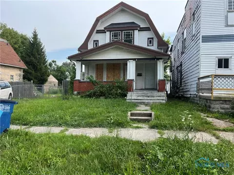 289 Knower St, Toledo, OH 43609