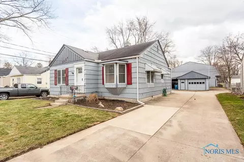 7057 Convent Blvd, Sylvania, OH 43560
