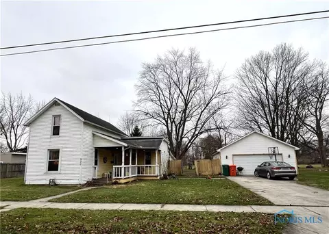 930 Selby St, Findlay, OH 45840