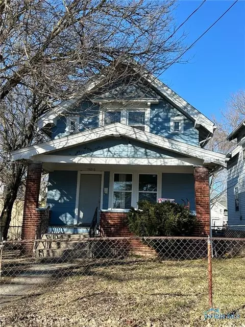 1656 Macomber St, Toledo, OH 43606