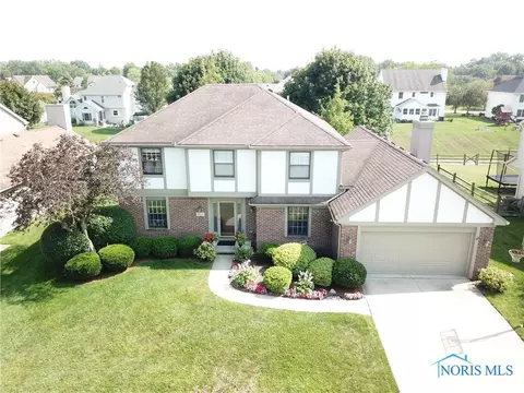 8045 Bittersweet Rd, Sylvania, OH 43560